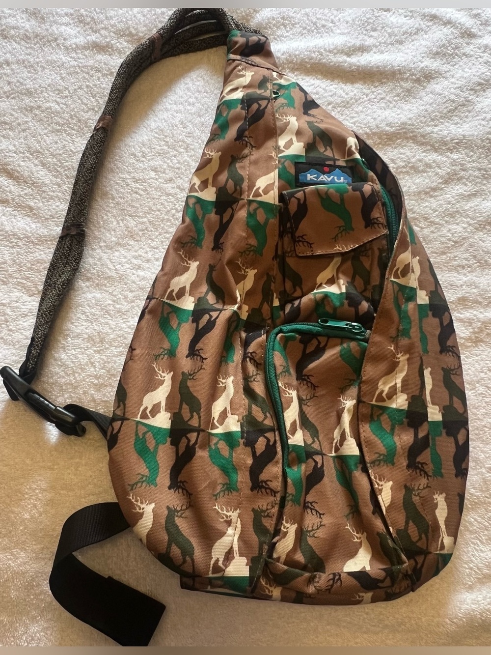 KAVU Rope SLING BAG Deer Green Brown Camo